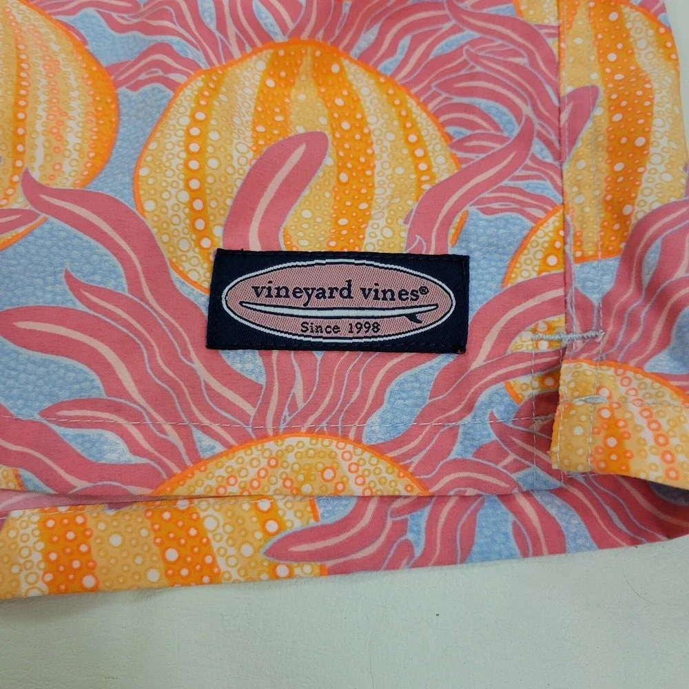 Vineyard Vines Chappy Swim Trunks Board Shorts Men's Sz XL All Over Print Urchin